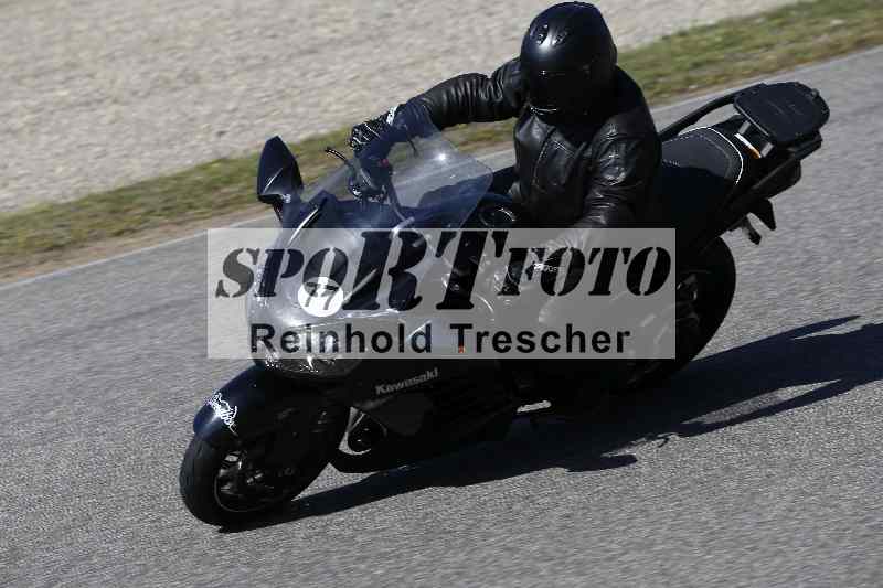 /01 02.04.2026 MAZ ADR/Gruppe rot/77